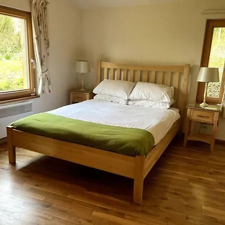 酒店 Ballyhoura Forest *